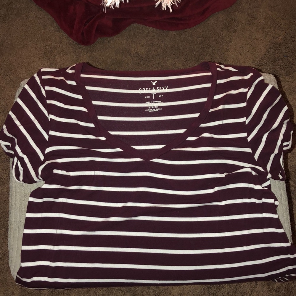 Striped V-neck tee!